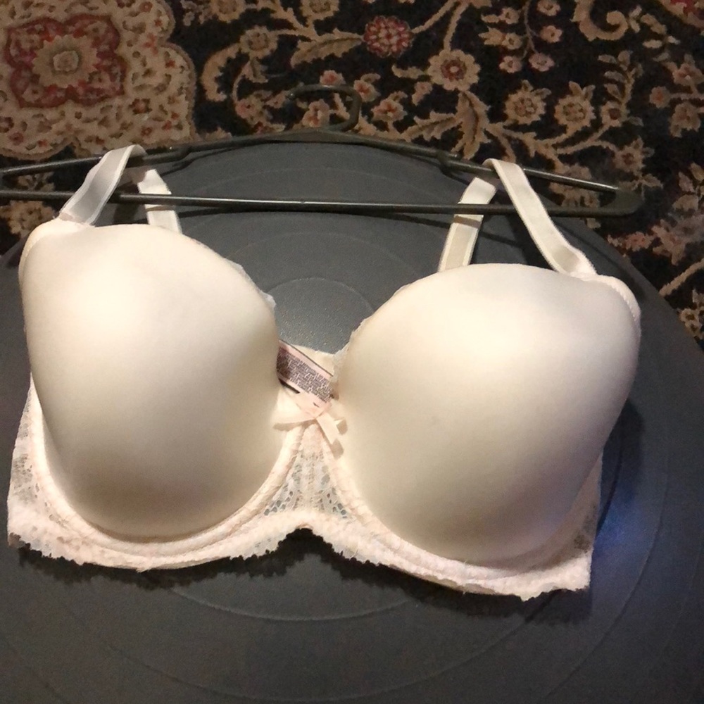 Victory secrets 34 DDD